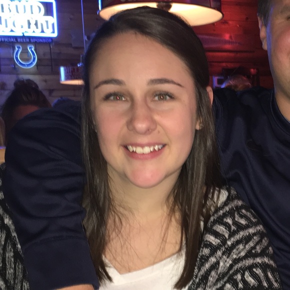 Meet your Posher, Haley - Picture 1 of 1